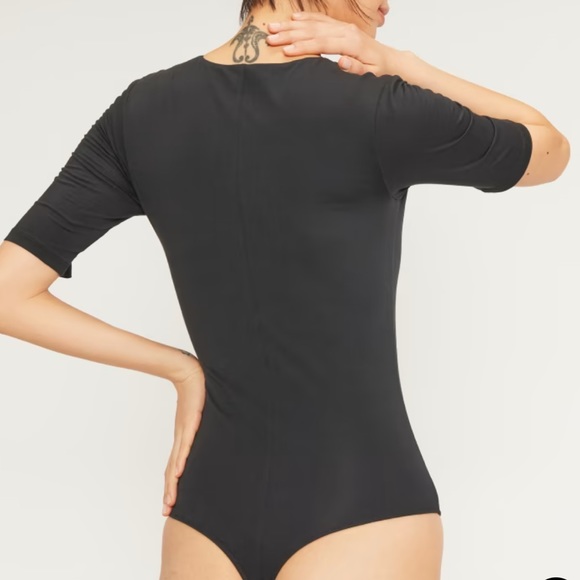 Everlane The Short-Sleeve Crew Neck Bodysuit - Thong - Picture 2 of 8